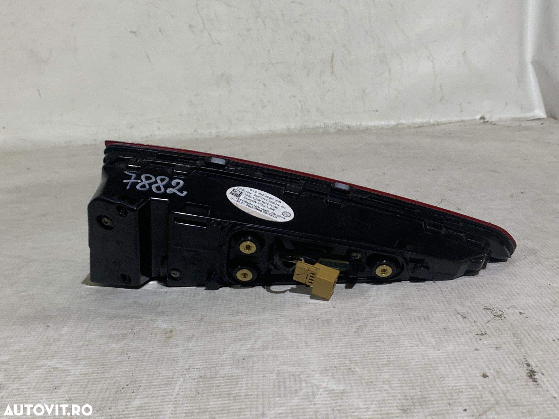 Lampa stop dreapta pe hayon, Skoda Enyaq, 2021, 2022, 2023, 2024, cod origine OE 5LG945308C. - 5