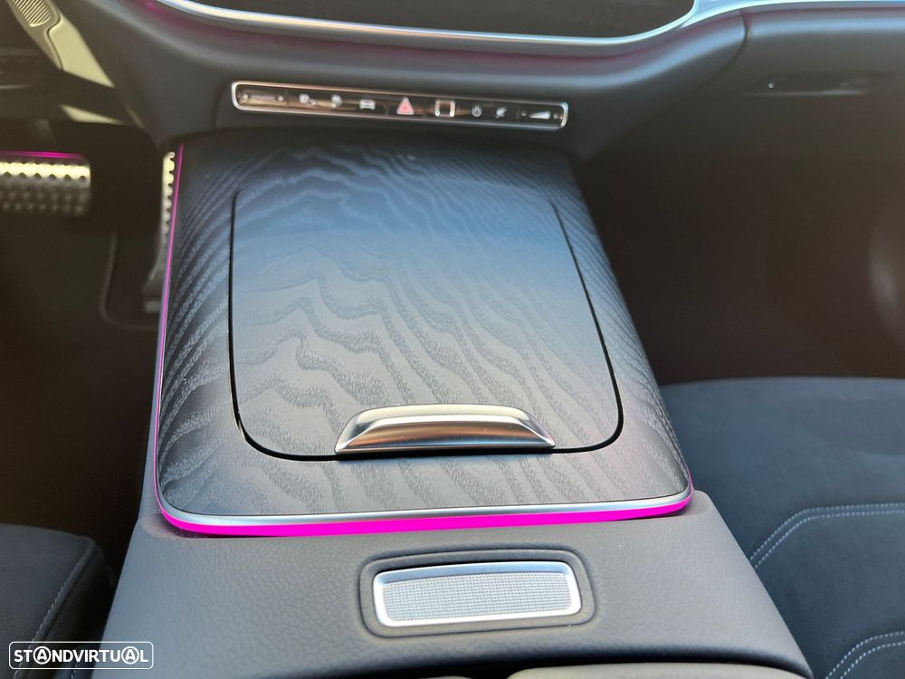 Mercedes-Benz E 300 de - 33