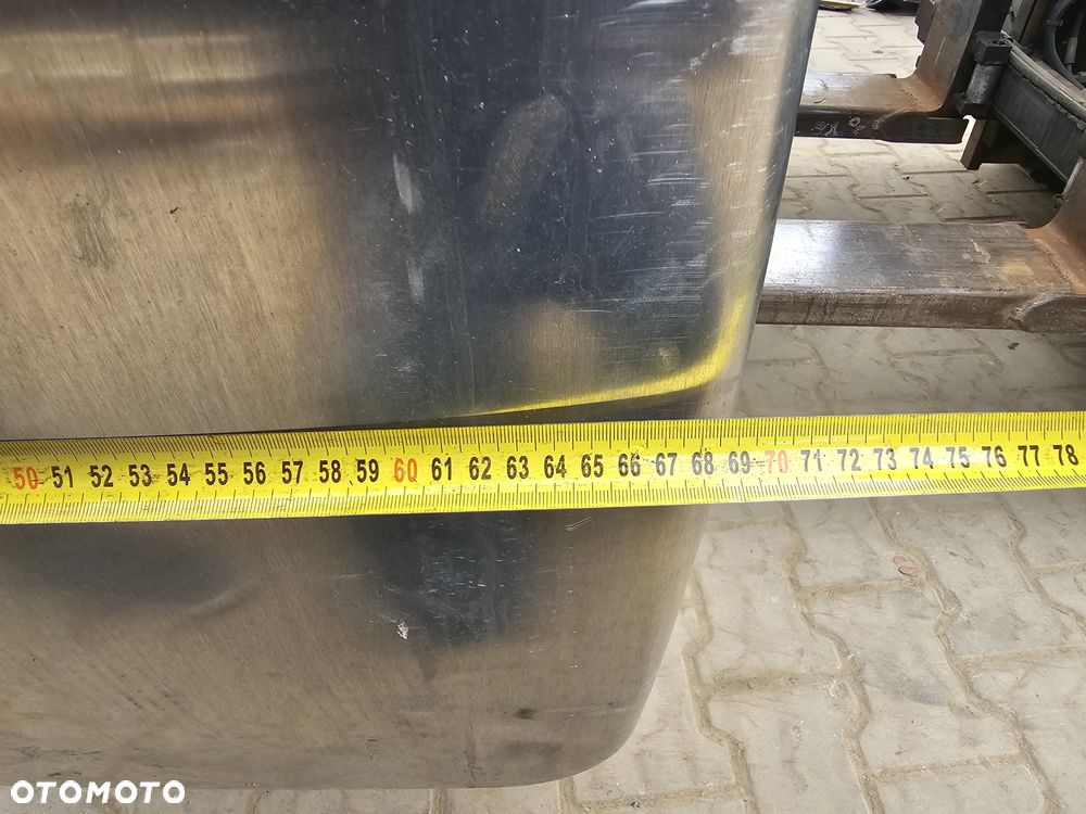 zbiornik paliwa 630L Mercedes Actros Axor - 6