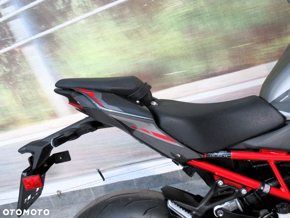 Kawasaki Z 900 - 16