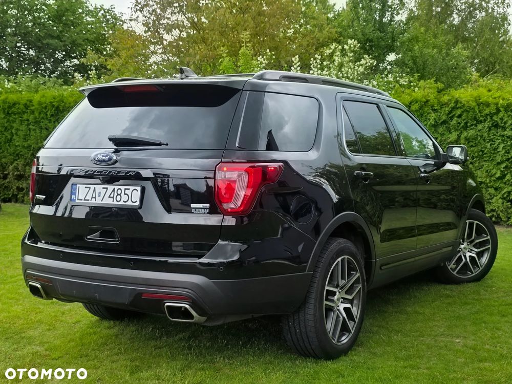 Ford Explorer - 9
