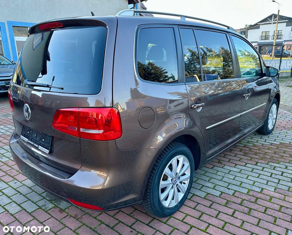 Volkswagen Touran 2.0 TDI DPF DSG Highline - 6