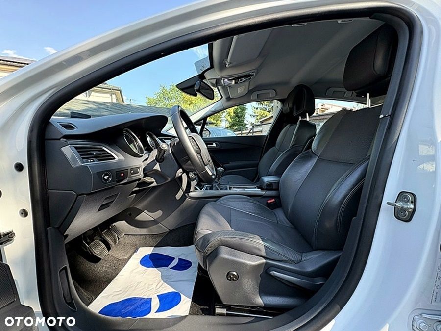 Peugeot 508 1.6 e-HDi Active S&S - 14