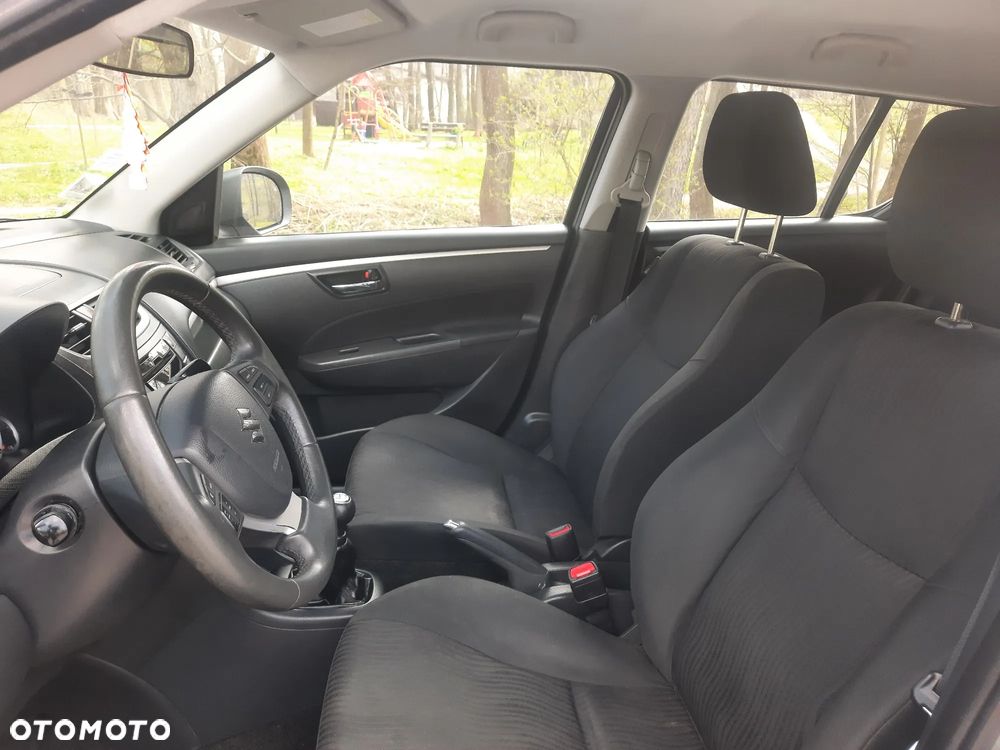 Suzuki Swift 1.2 Premium - 9