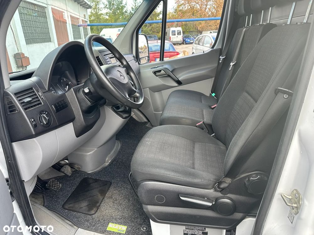 Mercedes-Benz Sprinter 311 - 11