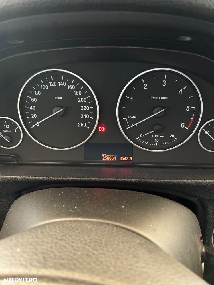 BMW Seria 3 318d - 9