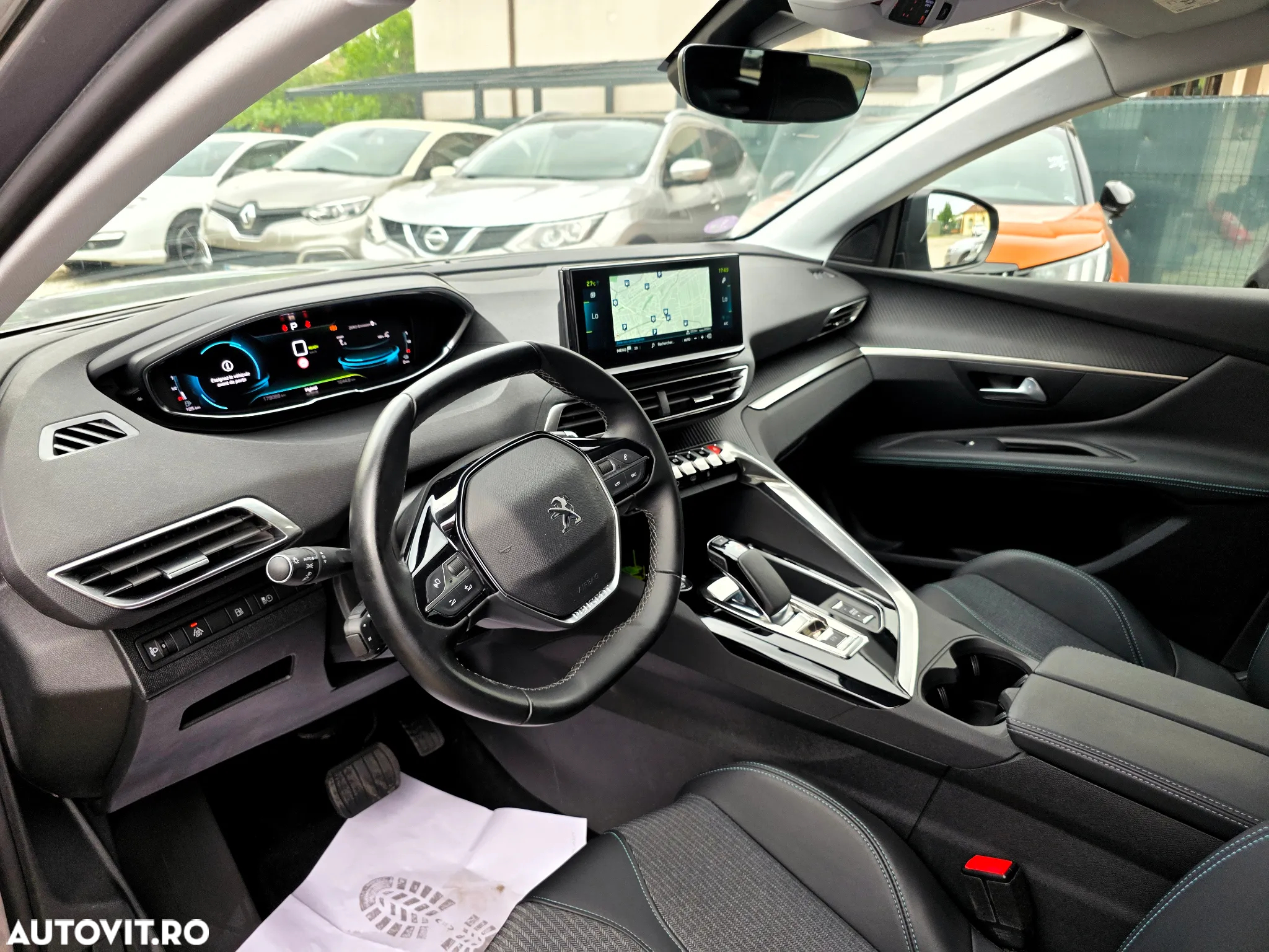 Peugeot 3008 PHEV EAT8 Allure - 24