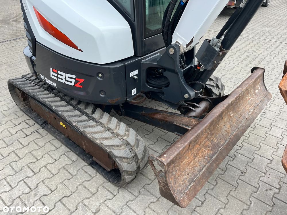 Bobcat E35z - 13