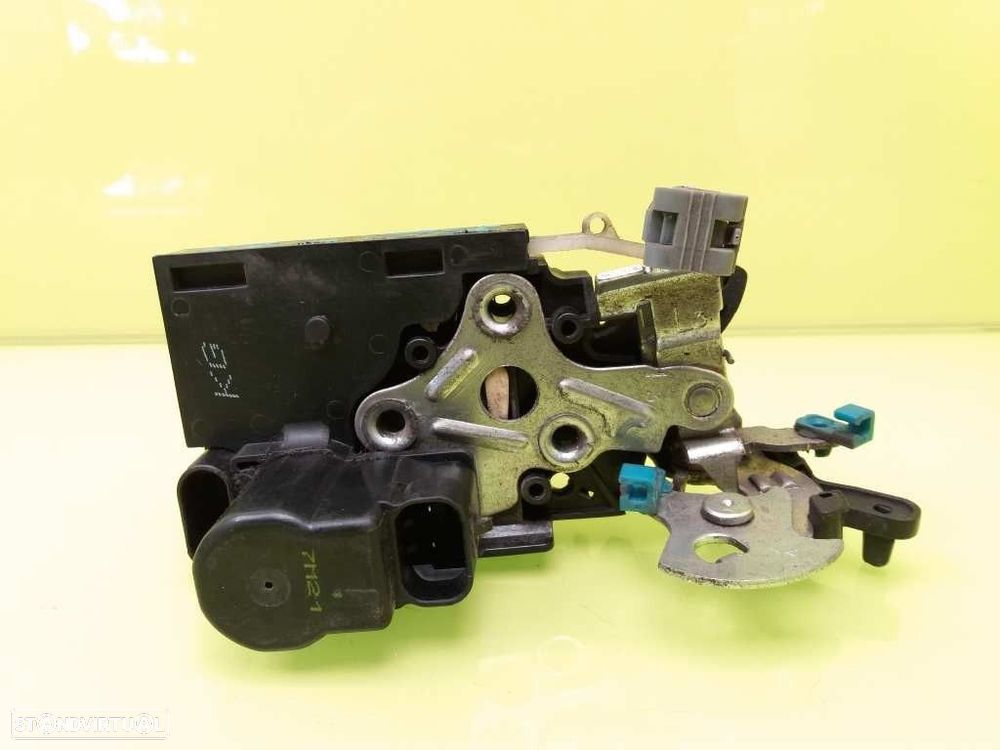 FECHADURA PORTA TRASEIRA ESQUERDA CHEVROLET LACETTI 2008 - 4