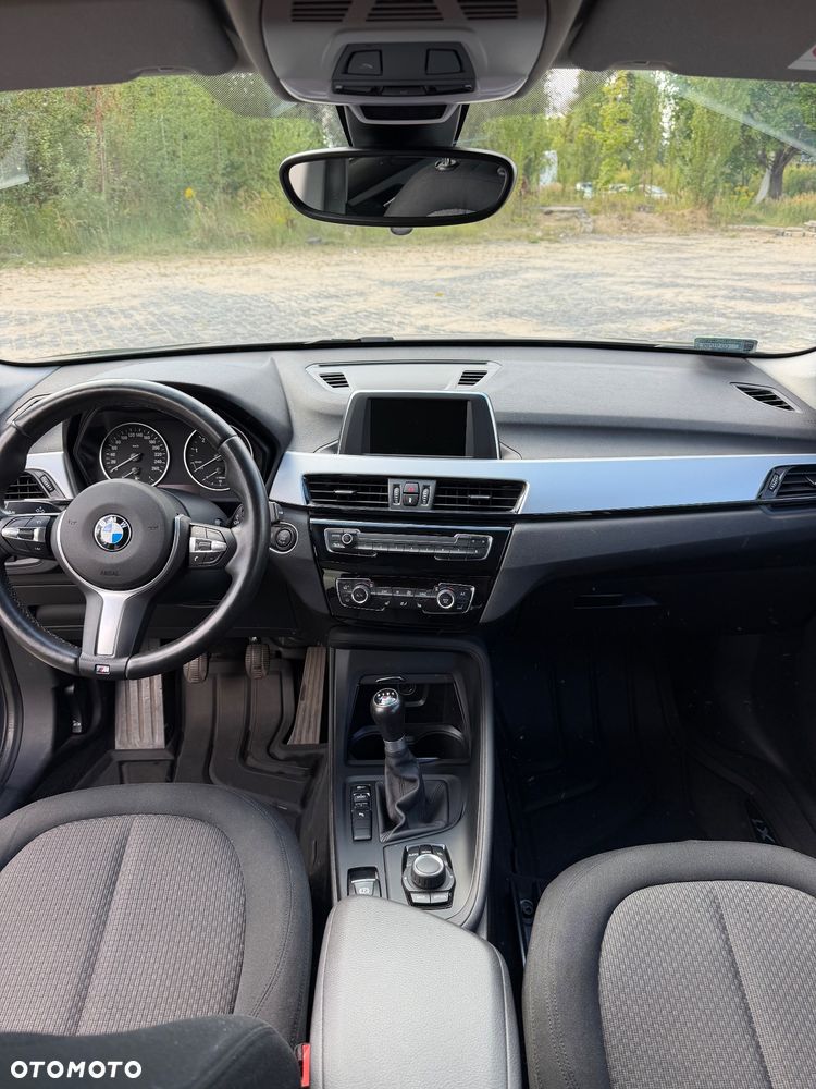 BMW X1 sDrive18i Advantage - 11