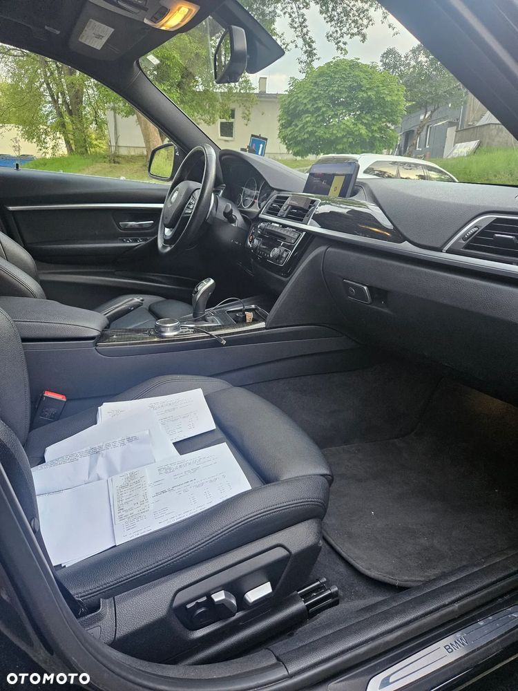 BMW Seria 3 330i Edition M Sport Shadow - 7