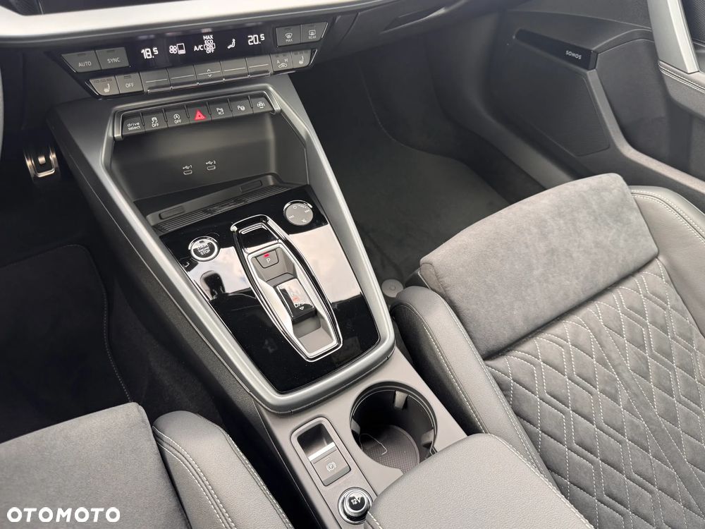 Audi A3 Allstreet - 22