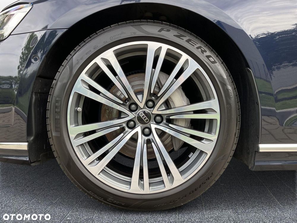 Audi A8 - 17