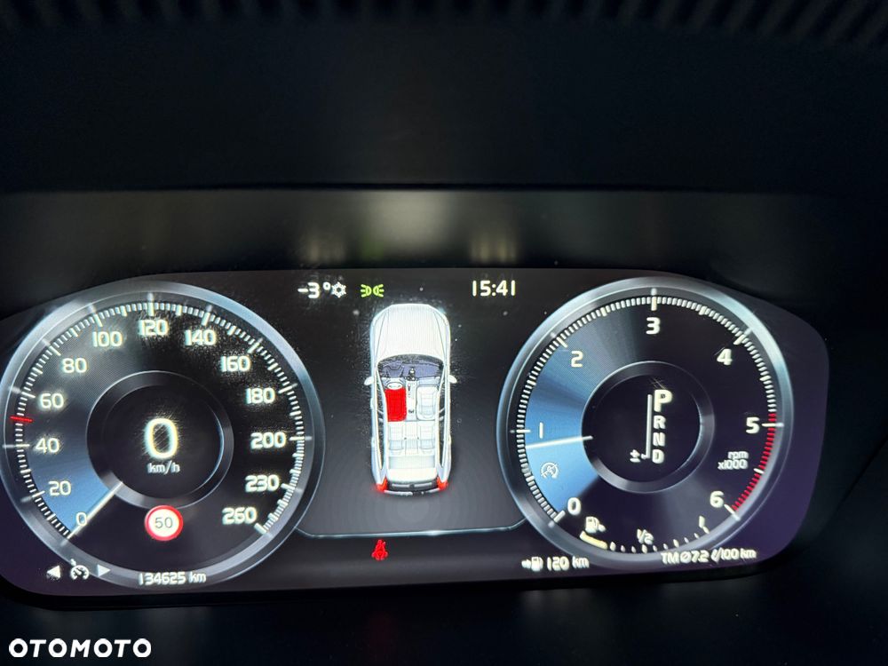 Volvo XC 60 D4 Geartronic Momentum Pro - 24