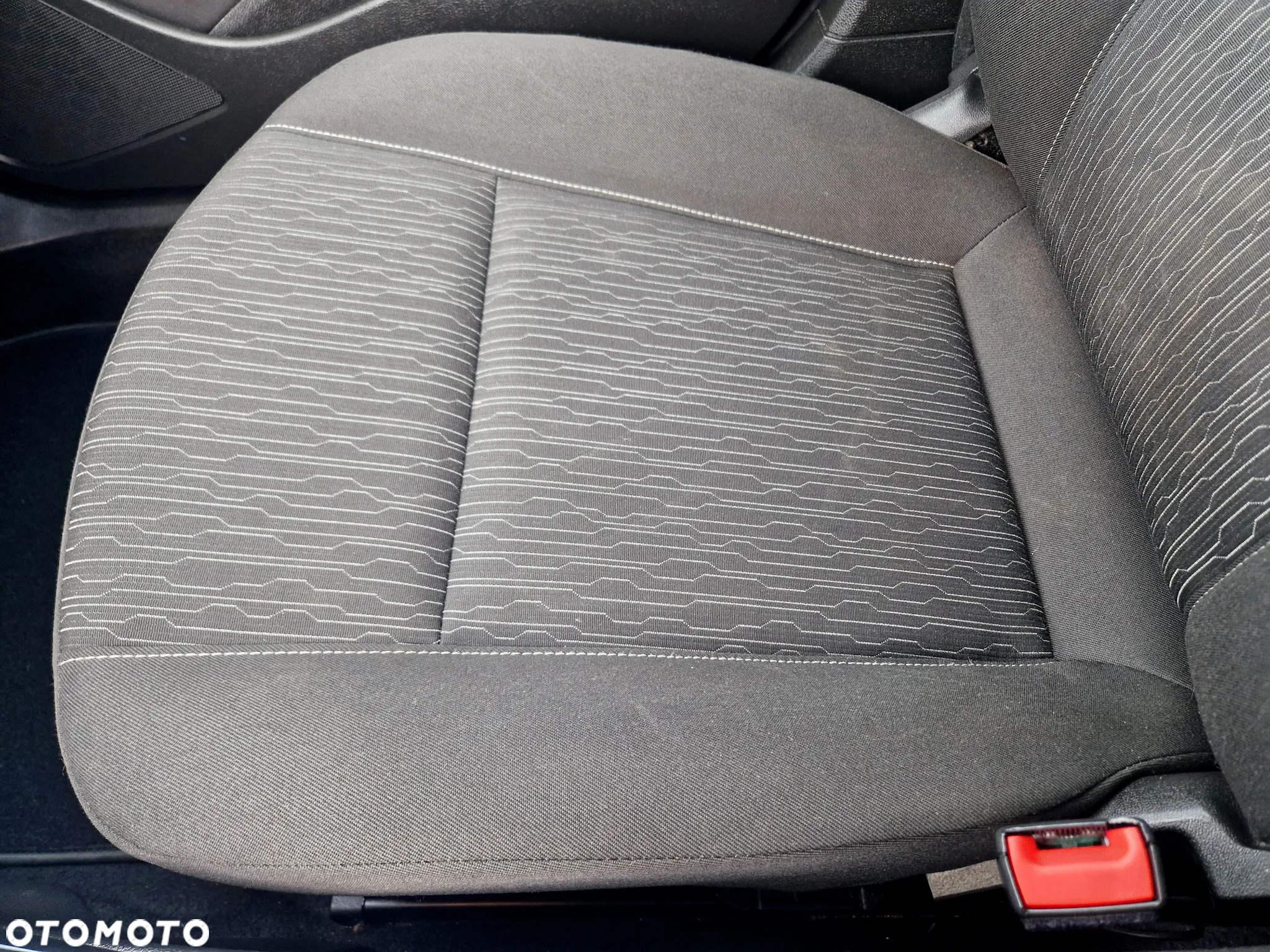 Opel Astra 1.4 Turbo Color Edition - 21