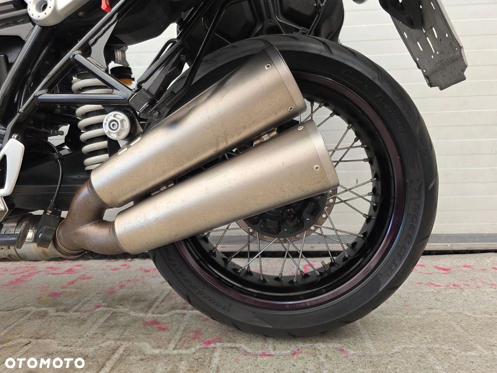 BMW R - 15
