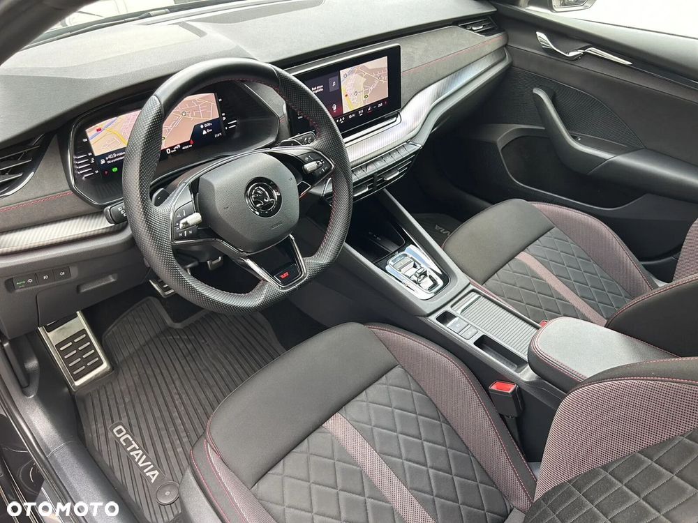Skoda Octavia 2.0 TSI RS DSG - 8