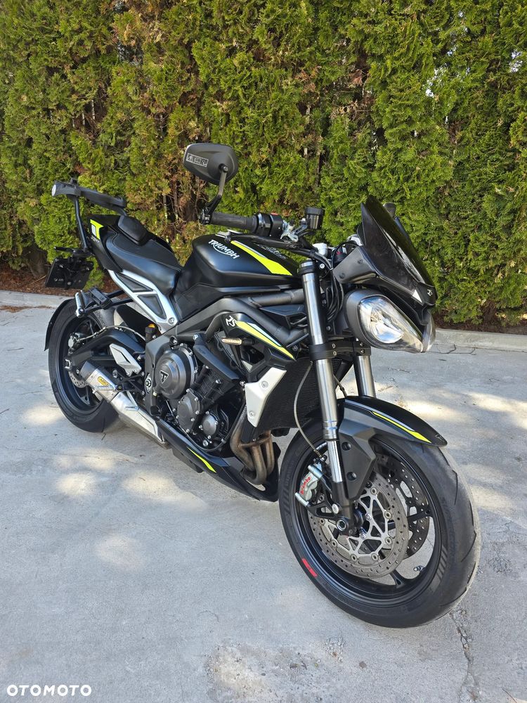 Triumph Street Triple - 2
