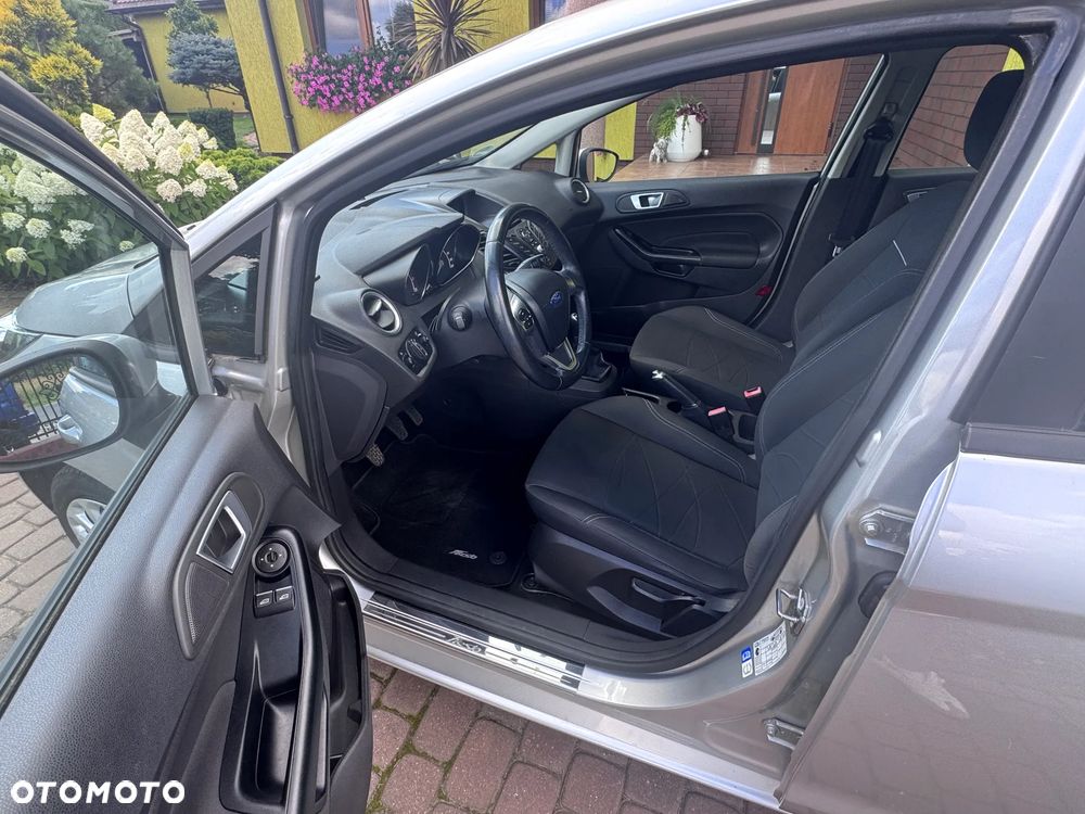 Ford Fiesta - 8