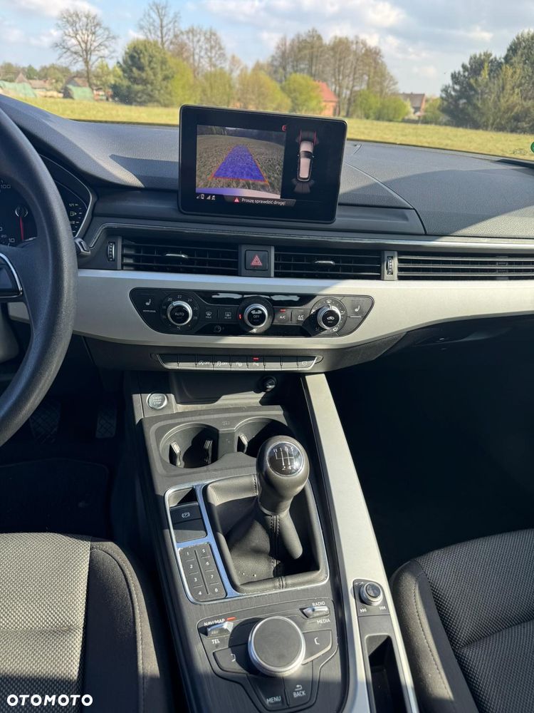 Audi A4 Avant 2.0 TDI DPF clean diesel Ambiente - 16