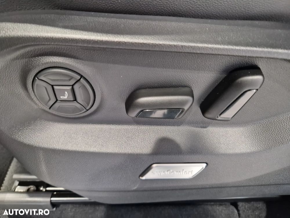 Volkswagen Touareg V6 TDI 4MOTION R-Line - 17