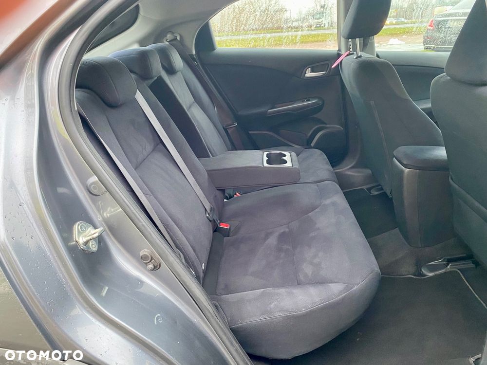 Honda Civic 1.8 i-VTEC Sport - 16