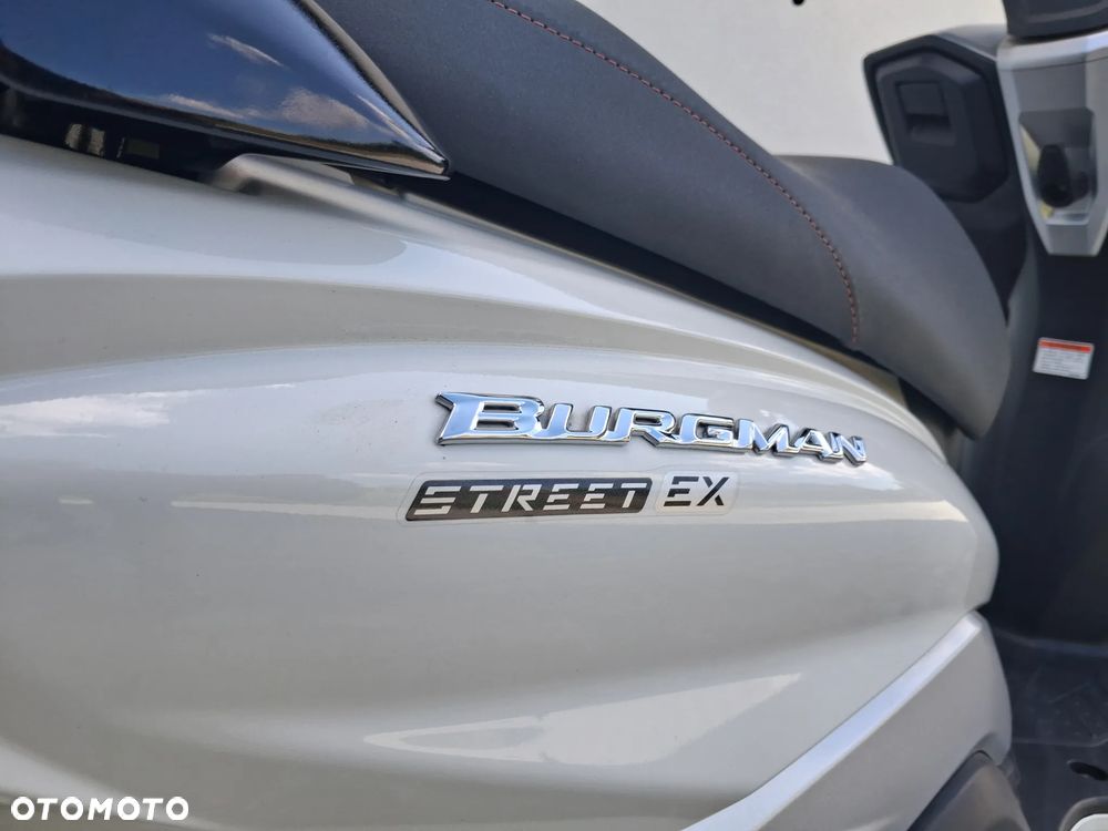 Suzuki Burgman - 4