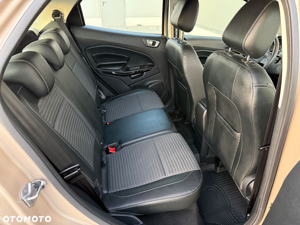 Ford EcoSport - 29