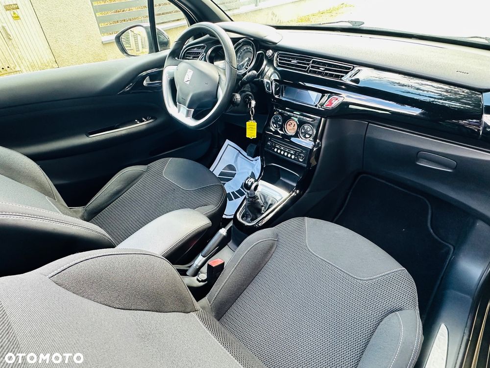 Citroën DS3 1.6 VTi SoChic - 11