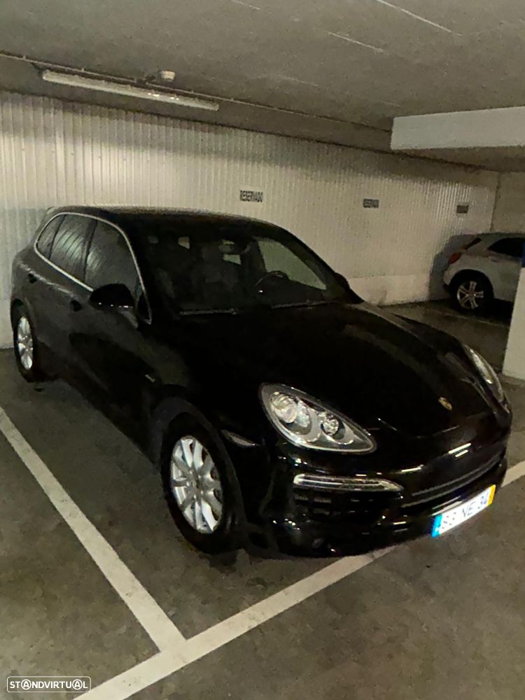 Porsche Cayenne 3.0 V6 - 4
