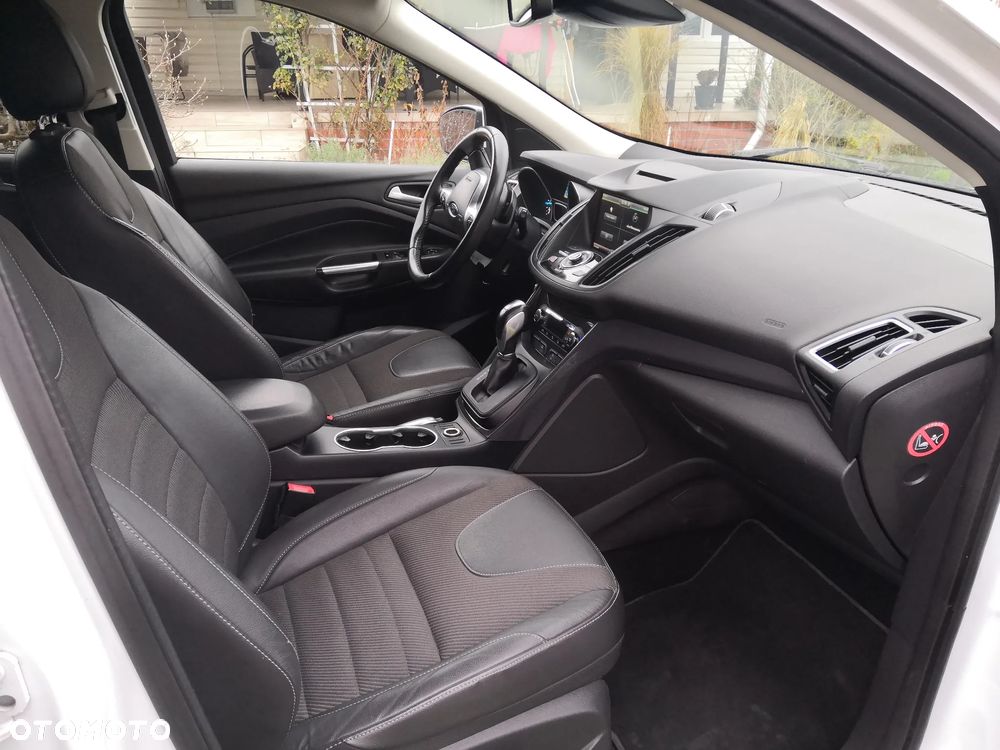 Ford Kuga 2.0 TDCi AWD Titanium - 10