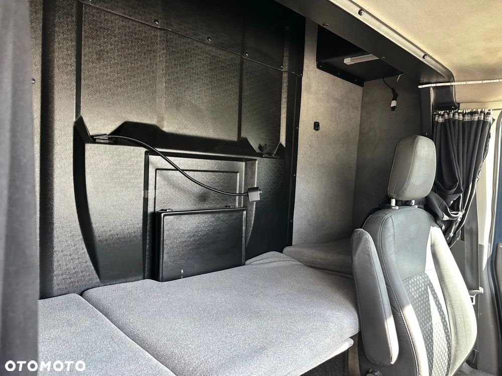 Ford Transit - 15
