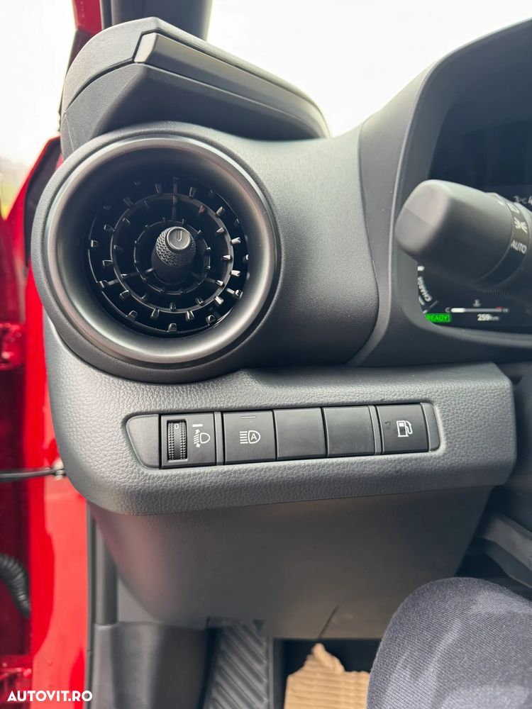 Toyota C-HR 1.8 HEV 140 CP 4x2 CVT Dynamic - 15