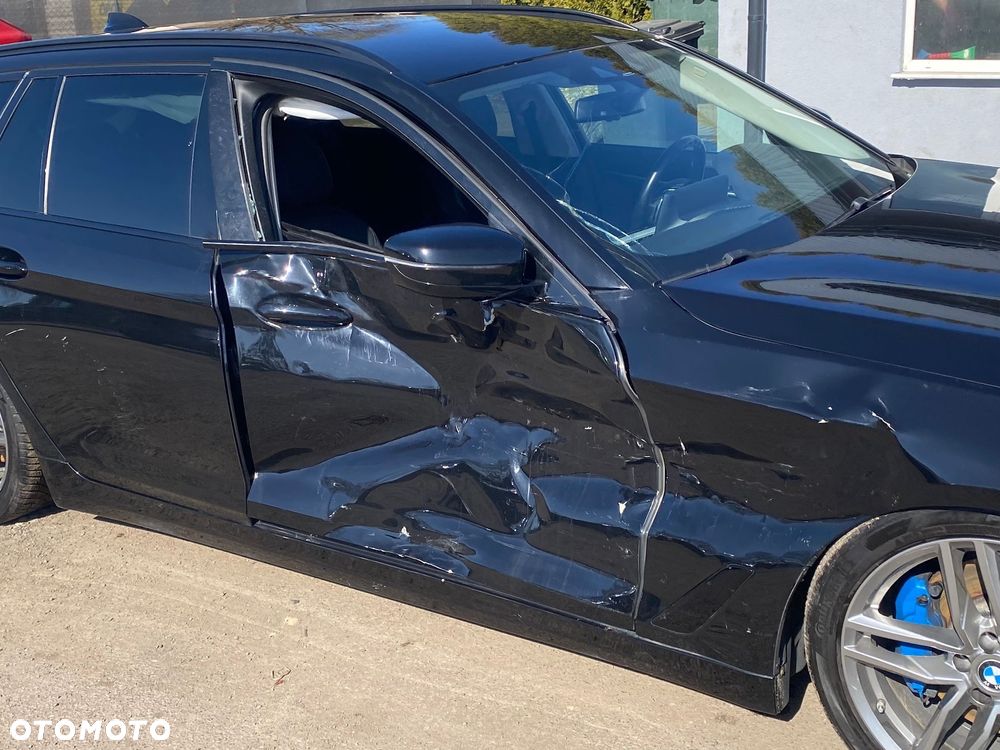 BMW Seria 5 525d Sport Line sport - 9