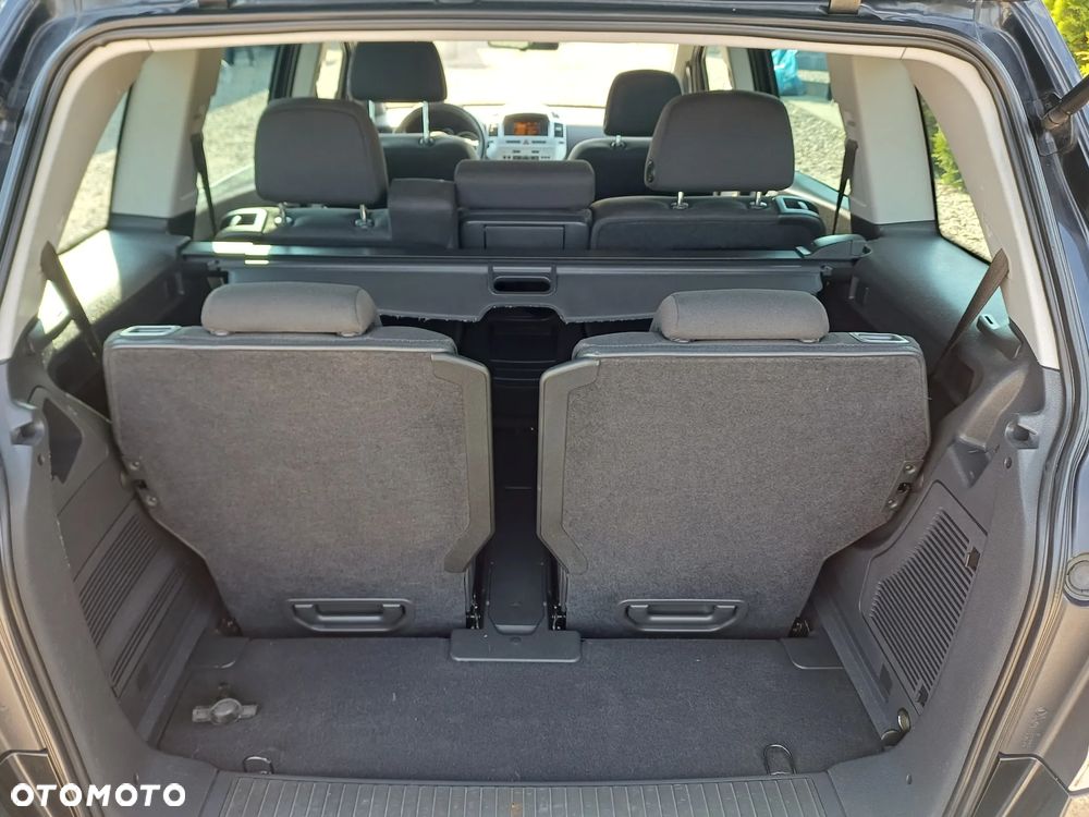 Opel Zafira 1.8 Family - 16