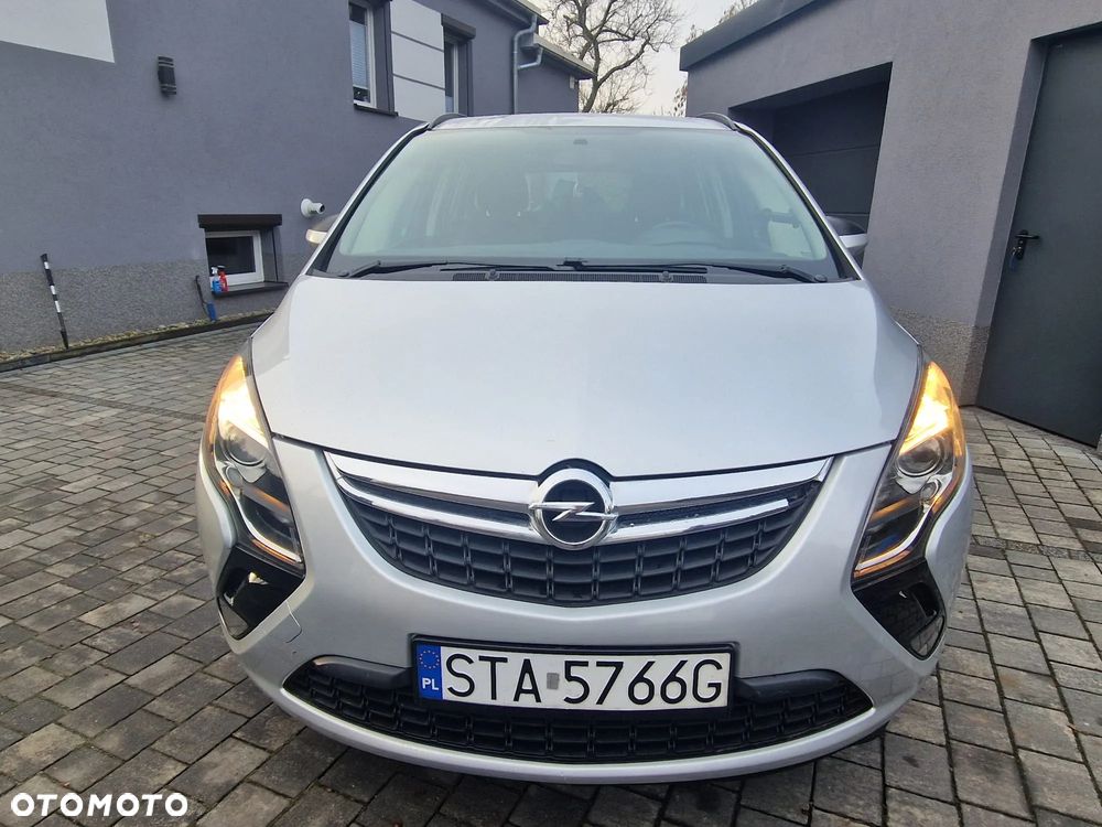 Opel Zafira - 12