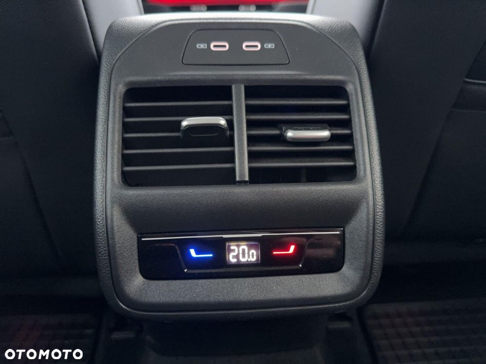 Volkswagen Passat - 27