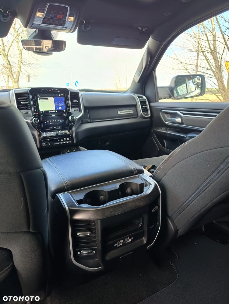RAM 1500 Crew Cab Shortbed Bighorn - 30