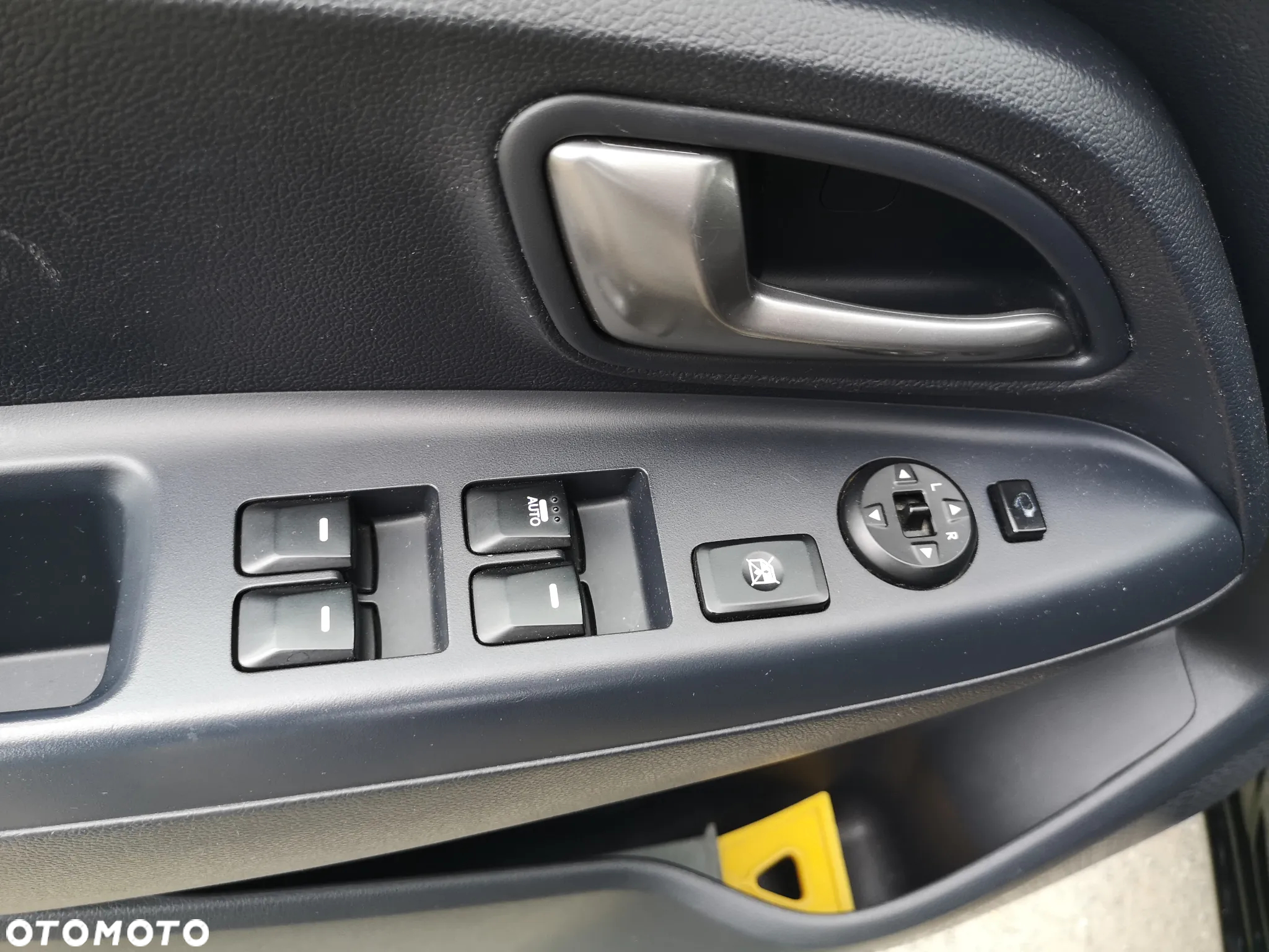 Kia Rio - 14