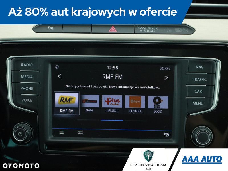 Volkswagen Passat Variant - 11