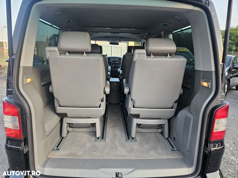 Volkswagen Multivan - 8