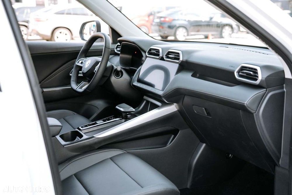 MG ZS HEV - 27