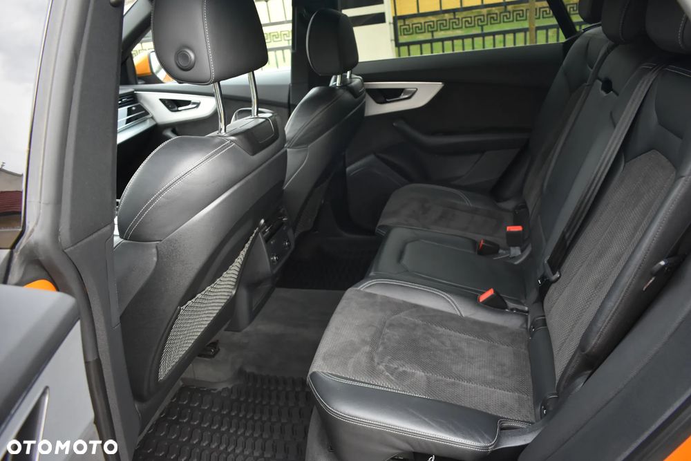 Audi Q8 50 TDI mHEV Quattro Black Edition Tiptronic - 29