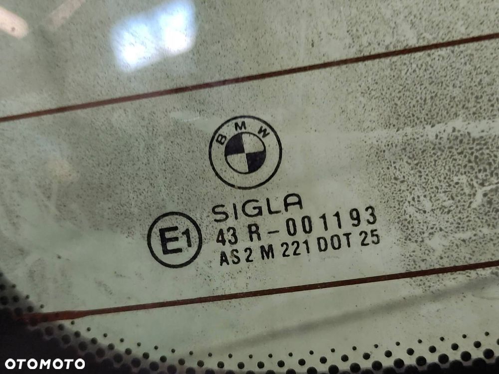 SZYBA TYŁ KLAPY BAGAŻNIKA BMW E39 KOMBI - 5