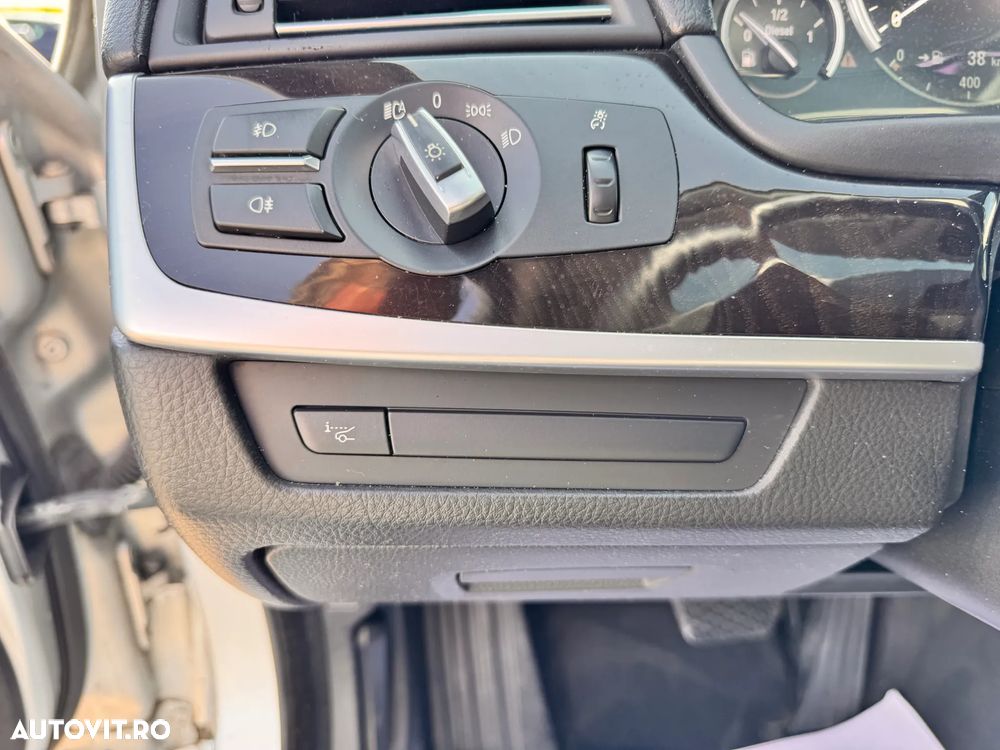 BMW Seria 5 520d Aut. - 15