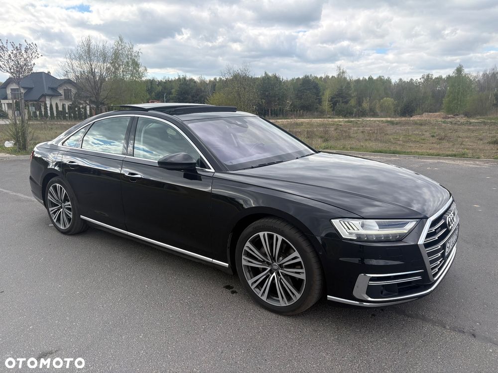 Audi A8 - 7