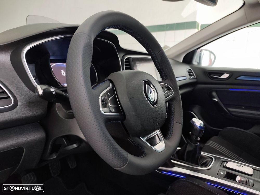 Renault Mégane Sport Tourer 1.5 dCi GT Line - 19