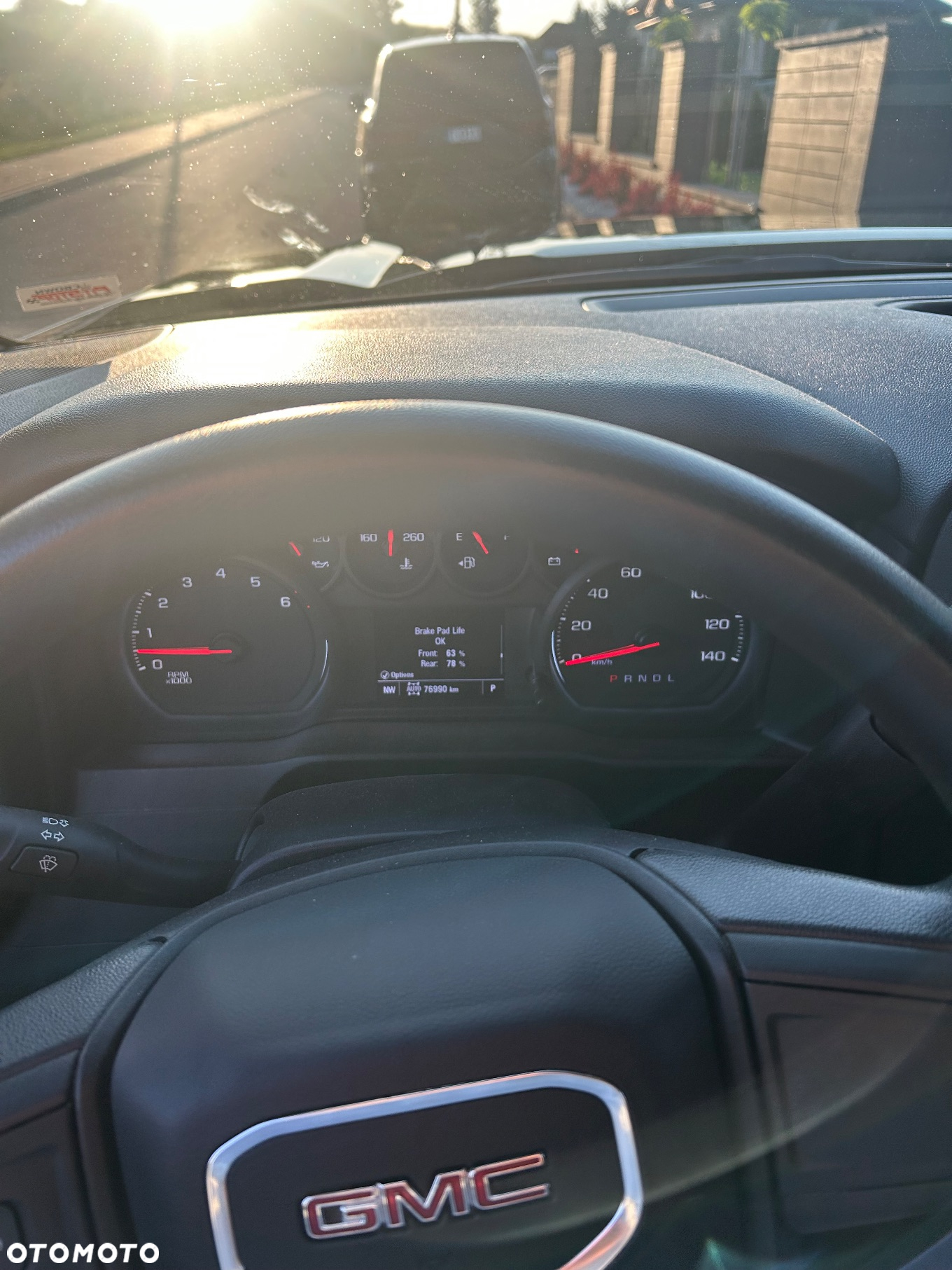 GMC Sierra - 8