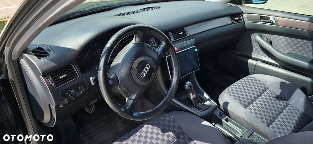 Audi A6 Avant 1.8 T - 12