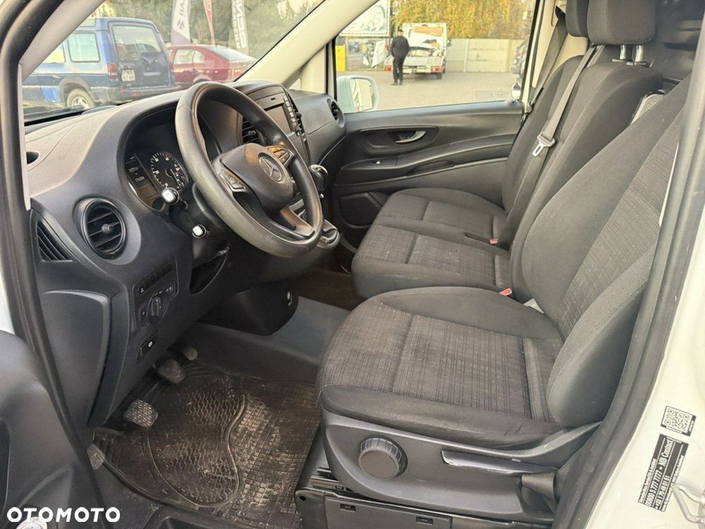 Mercedes-Benz Vito - 17